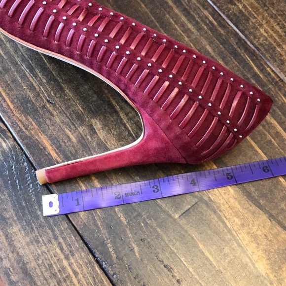 Vince Camuto red suede studded pumps - Picture 7 of 8